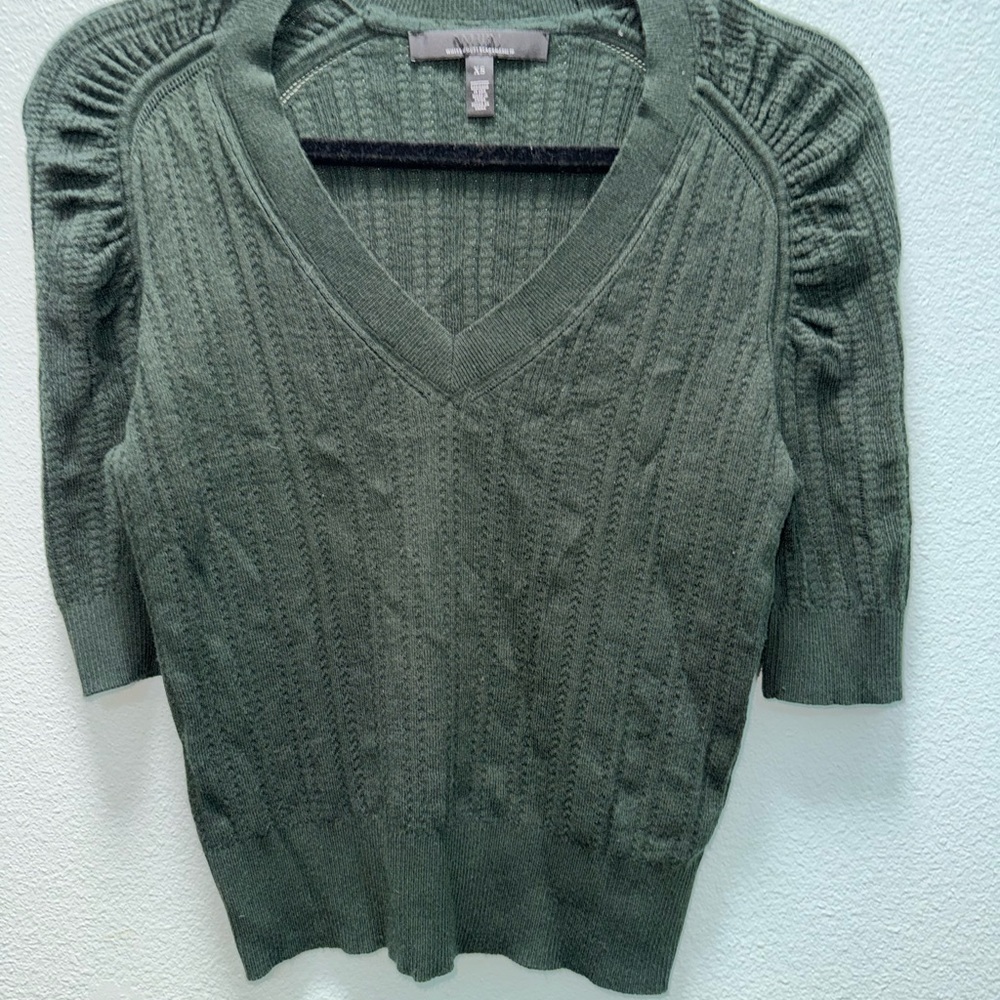 White House Black Mark - Pine Green Top Size XS